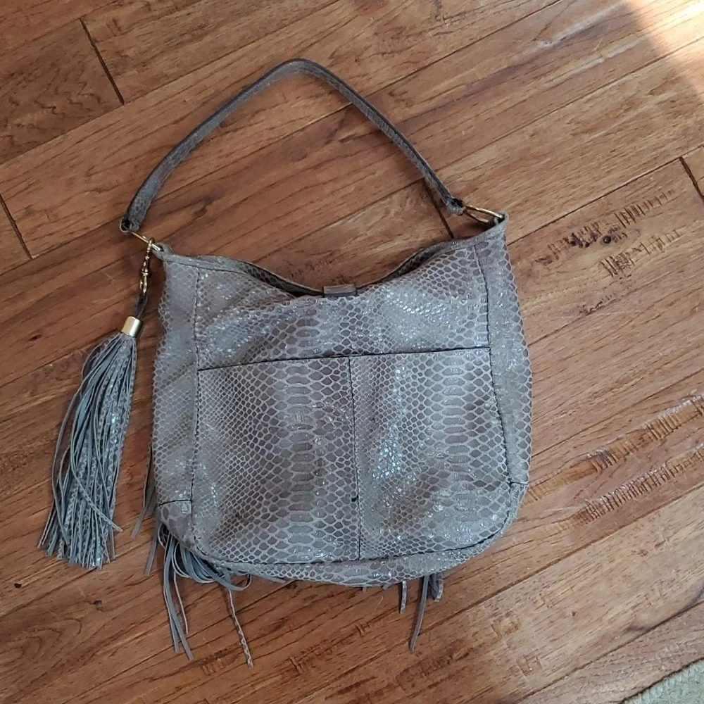 G.I.L.I python leather embossed shoulder bag